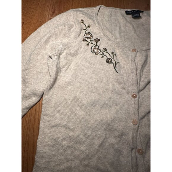 Ann Taylor Medium Cardigan Sweater - Picture 8 of 9